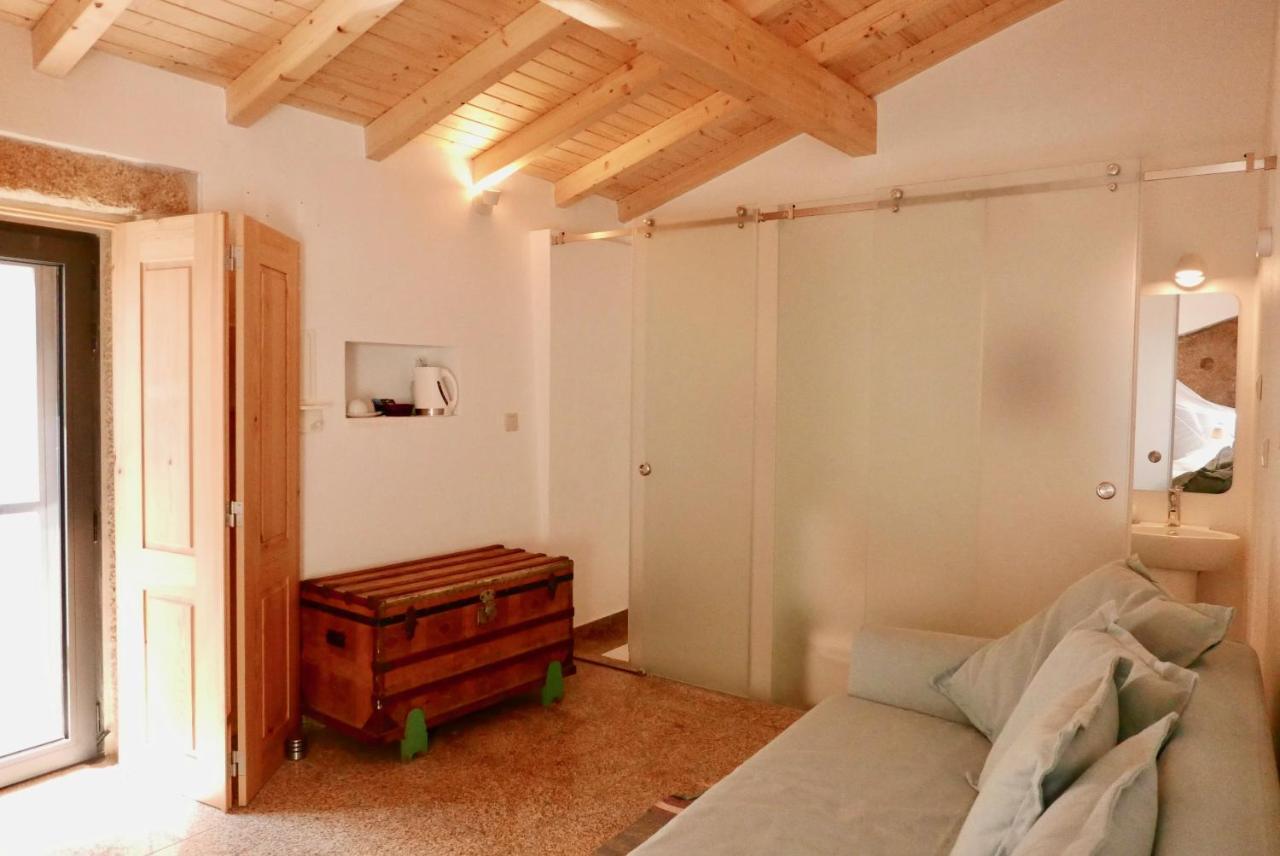 Casa Do Meio Em Quinta De Sao Pedro De Vir-A-Corca 蒙桑图 外观 照片